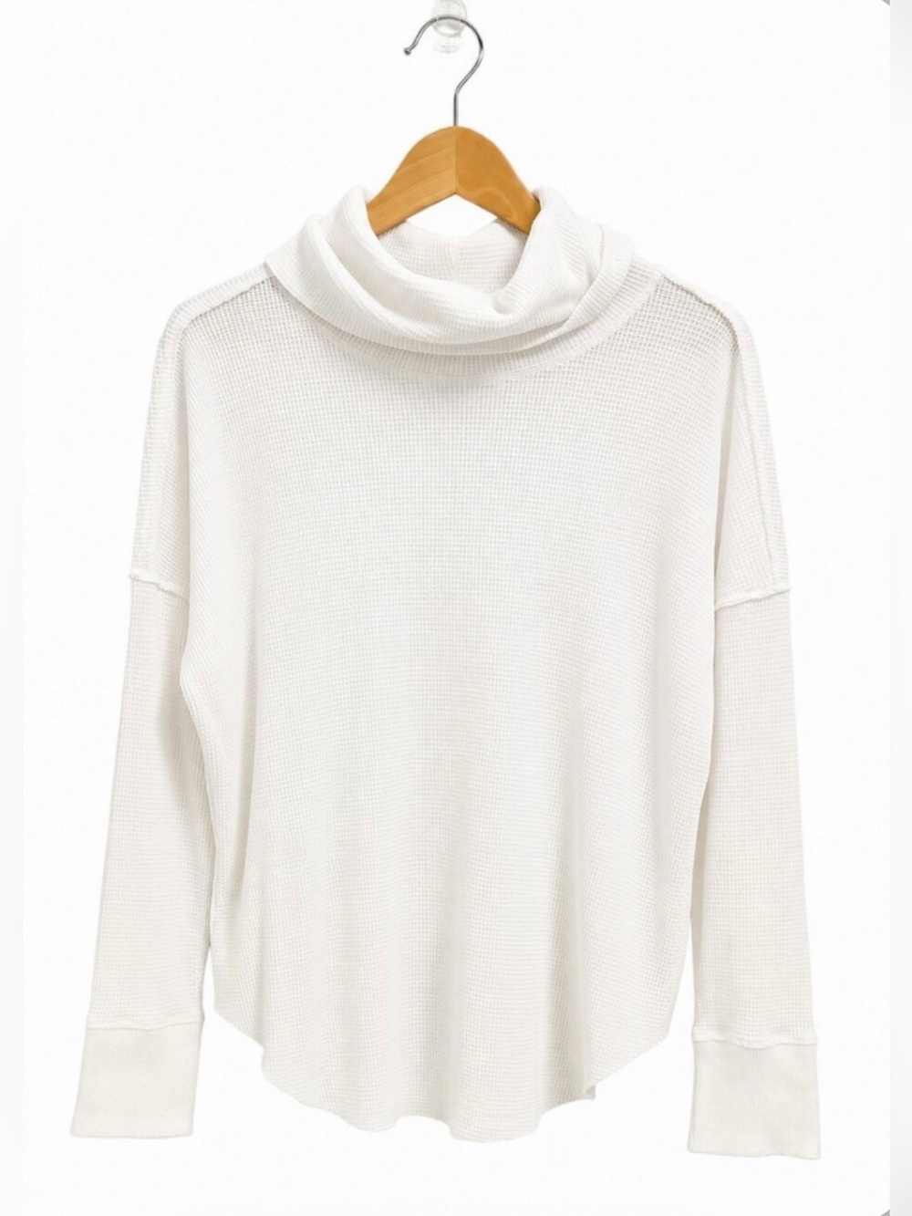 Aritzia TNA Thermal Waffle Knit White Cowlneck Sweater Size XXS